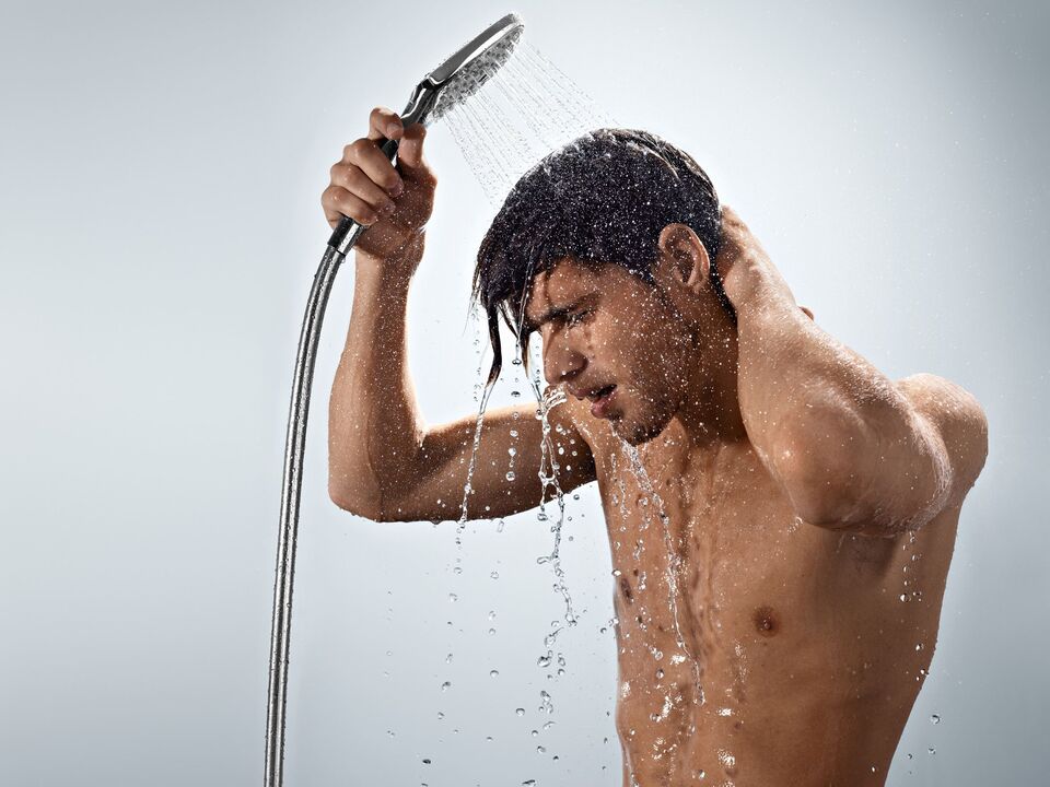 branie prysznica przed powiększaniem penisa środkami ludowymi